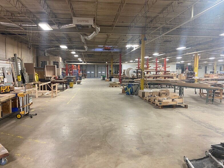 More Photos Of 158 Holly St, Jasper Distribution For Lease