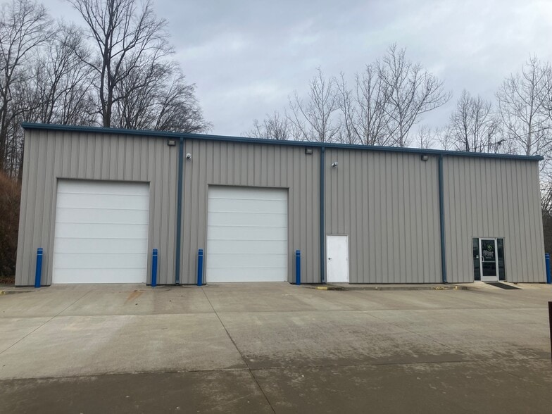 Primary Photo Of 1438 Johns Creek Rd, Milton Industrial For Lease