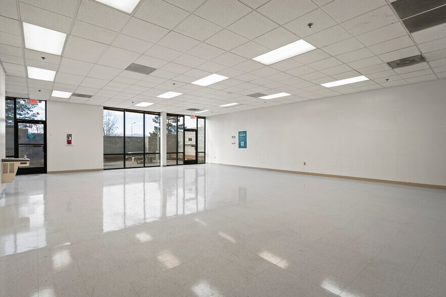 More Photos Of 2275 E Newlands Dr, Fernley Distribution For Lease