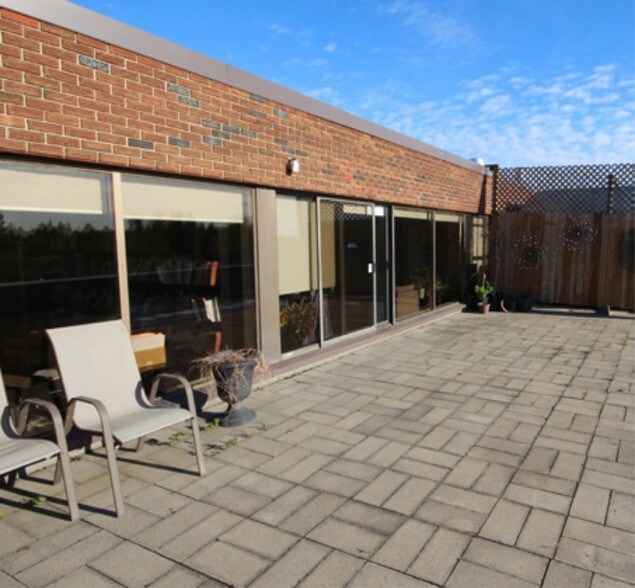 More Photos Of 10230 142nd St NW, Edmonton Medical For Lease