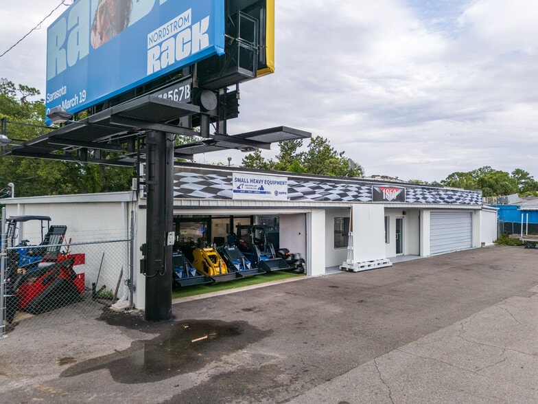 More Photos Of 1860 N Washington Blvd, Sarasota Auto Dealership For Sale