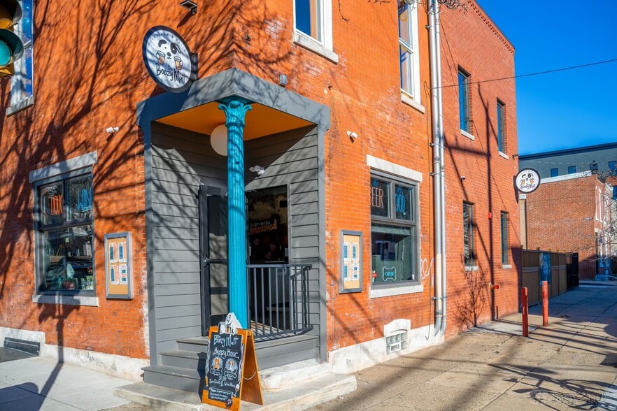 Primary Photo Of 2633-2639 Poplar St, Philadelphia Restaurant For Lease