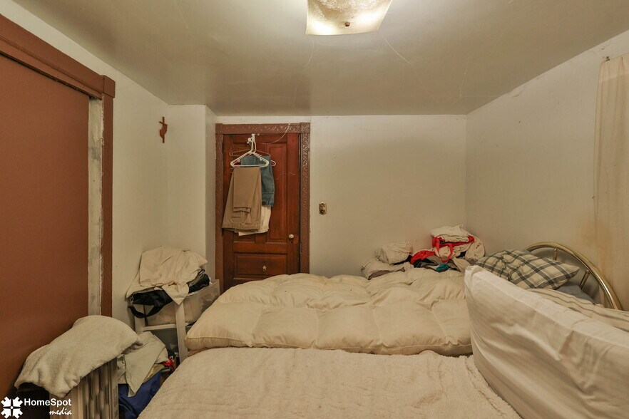 More Photos Of 217 Pen Argyl St, Pen Argyl Multifamily For Sale