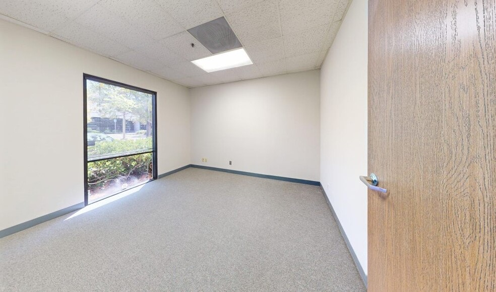 More Photos Of 930 Calle Negocio, San Clemente Light Manufacturing For Lease