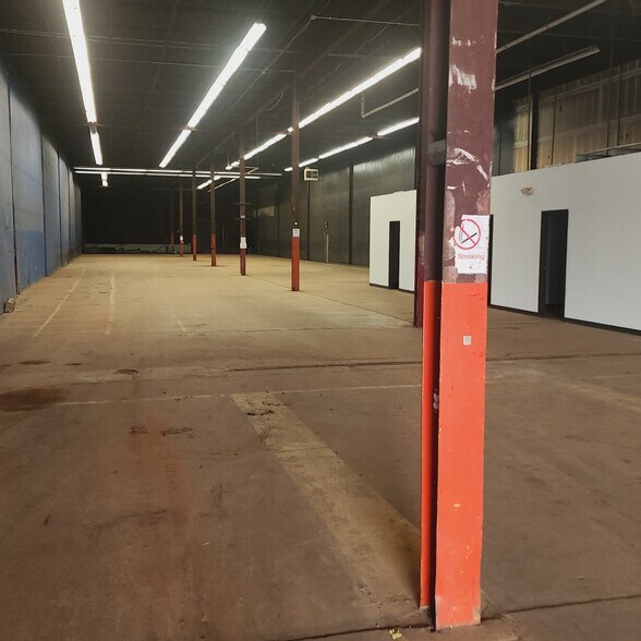 More Photos Of 615 W Wilshire Blvd, Oklahoma City Warehouse For Sale