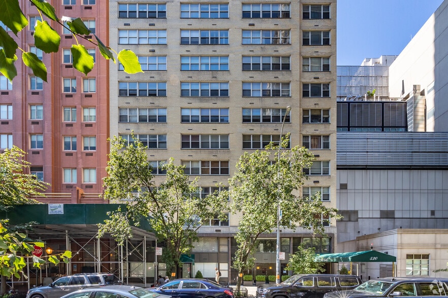 More Photos Of 520 E 72nd St, New York Apartments For Sale