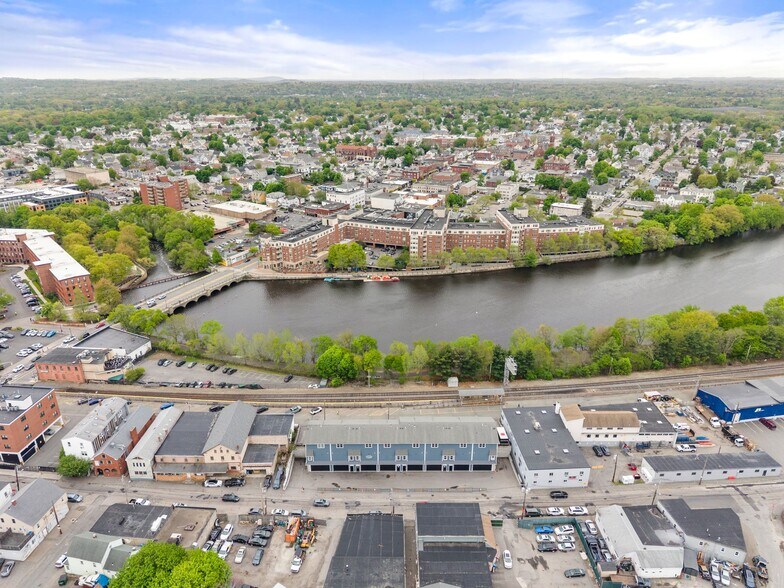 More Photos Of 42 Felton St, Waltham Warehouse For Lease