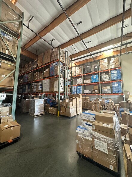 More Photos Of 2070 W 11th St, Upland Warehouse For Lease