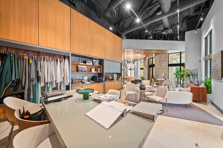 More Photos Of 301 Altara Ave, Coral Gables Apartments For Lease