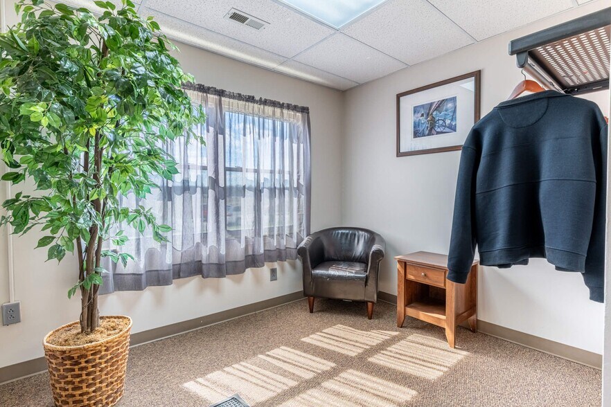 More Photos Of 5020 Frederick Pike, Dayton Warehouse For Sale