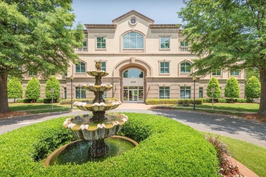 More Photos Of 7930 W Kenton Cir, Huntersville Office For Lease