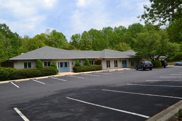 More Photos Of 2425 Solomons Island Rd, Huntingtown Medical For Lease