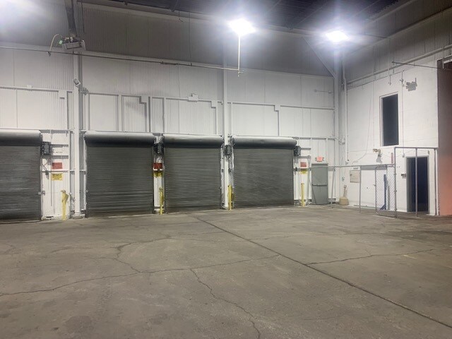 More Photos Of 1601 Hunter Ave, Niles Warehouse For Lease