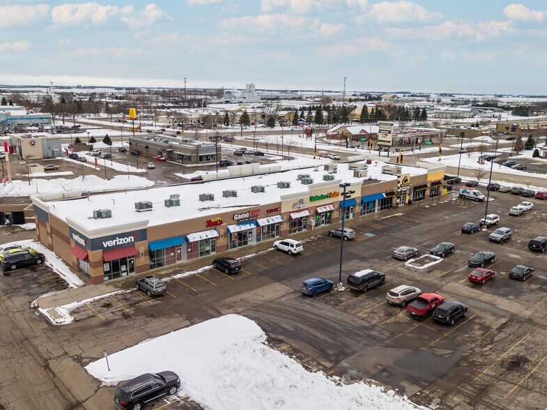 More Photos Of 1100 Frontage Rd W, Owatonna Storefront For Lease