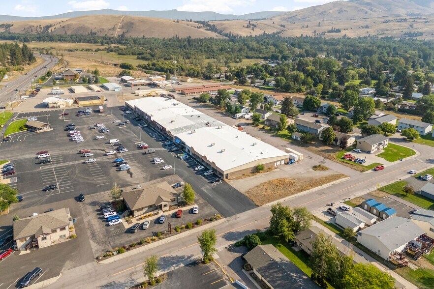 More Photos Of 11300 U.S. 93 S, Lolo General Retail For Sale