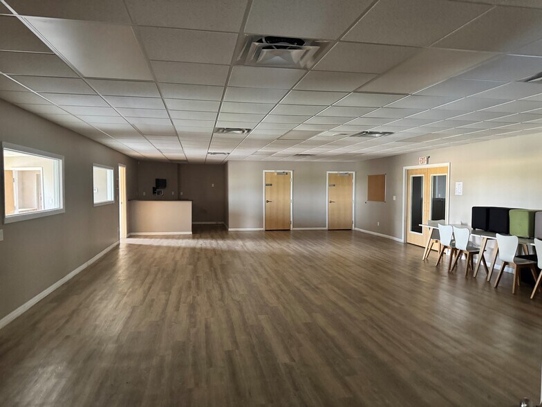 More Photos Of 544 Airglades Blvd, Clewiston Distribution For Lease