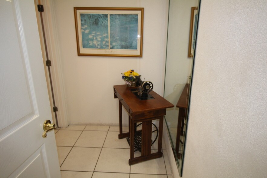More Photos Of 2616 US Highway 19, Holiday Restaurant For Sale