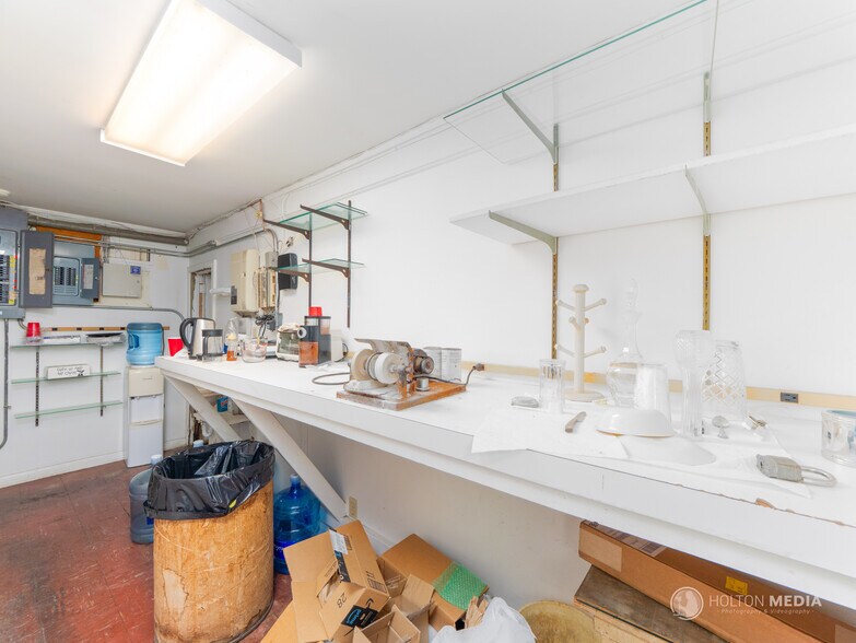 More Photos Of 1418 Newcastle St, Brunswick Storefront For Lease