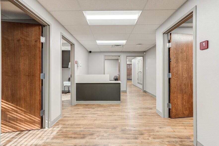 More Photos Of 3508 22nd Pl, Lubbock Medical For Sale