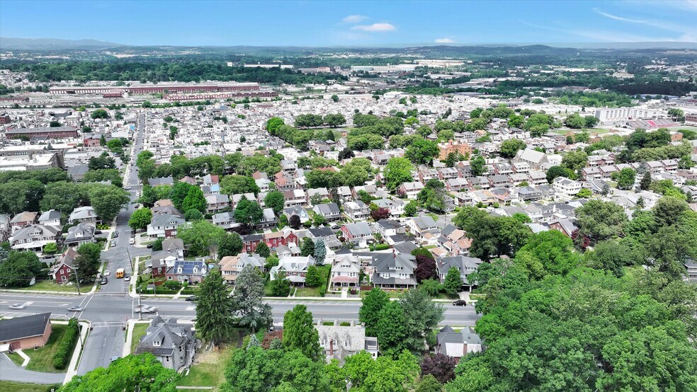 More Photos Of 1305 Hampden Blvd, Reading Multifamily For Sale