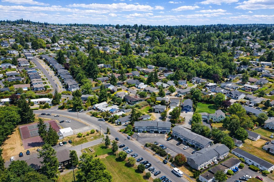 More Photos Of 8424 6th Ave, Tacoma Apartments For Sale