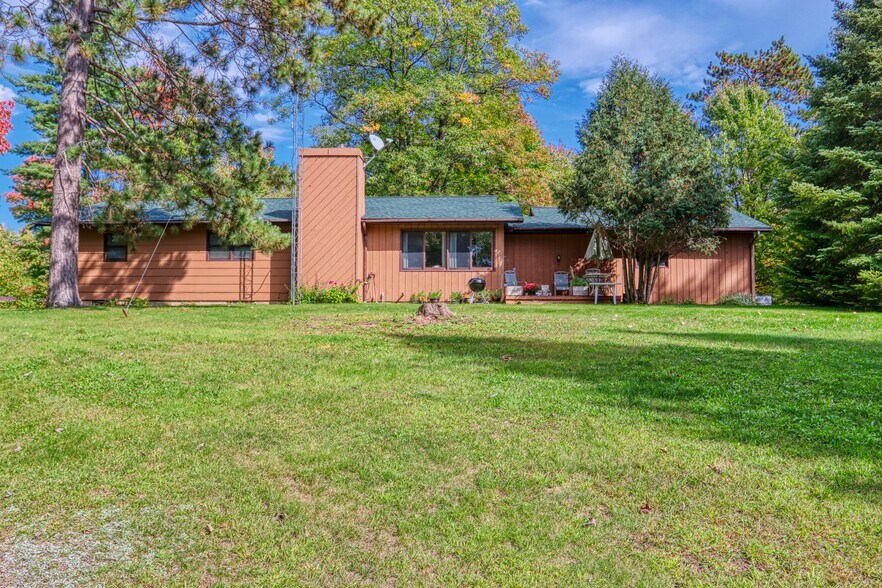 More Photos Of 8534 N Deerfoot Rd, Hayward Hotel For Sale