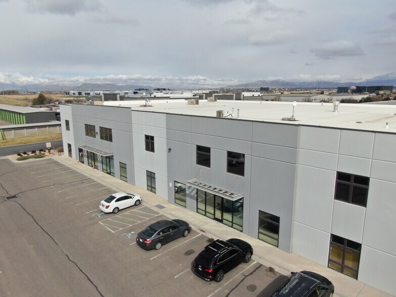 More Photos Of 142 N 1800 W, Lindon Warehouse For Lease