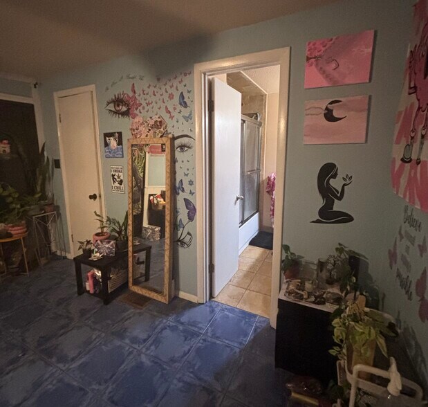 More Photos Of 29199 Livingston Dr, Punta Gorda Multifamily For Sale