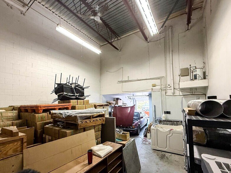 More Photos Of 9012 Oak St, Vancouver Warehouse For Sale