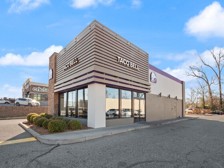 Primary Photo Of 1023 Paris Rd, Mayfield Fast Food For Sale
