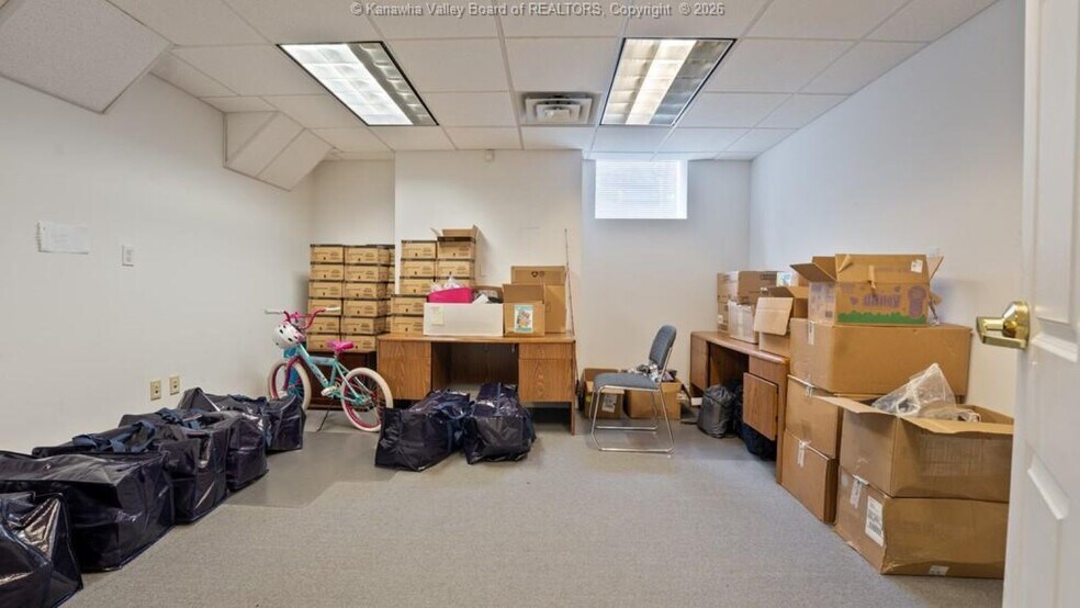 More Photos Of 1510 Kanawha Blvd E, Charleston Office For Sale