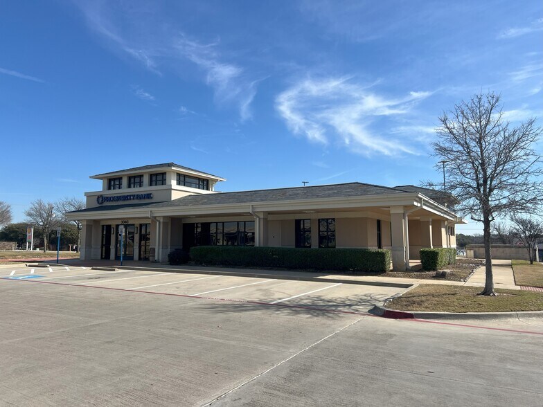 More Photos Of W Glade Rd, Euless Unknown For Lease