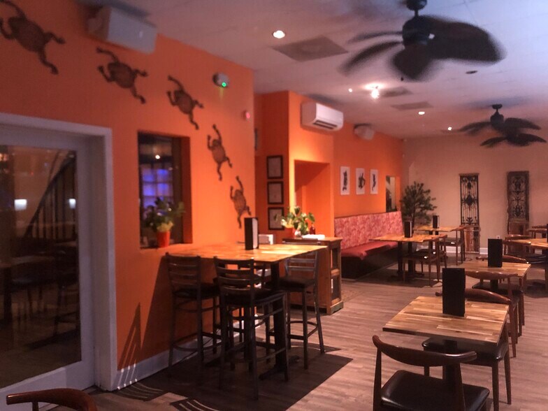 More Photos Of 109 Old Chapin Rd, Lexington Storefront Retail Office For Lease