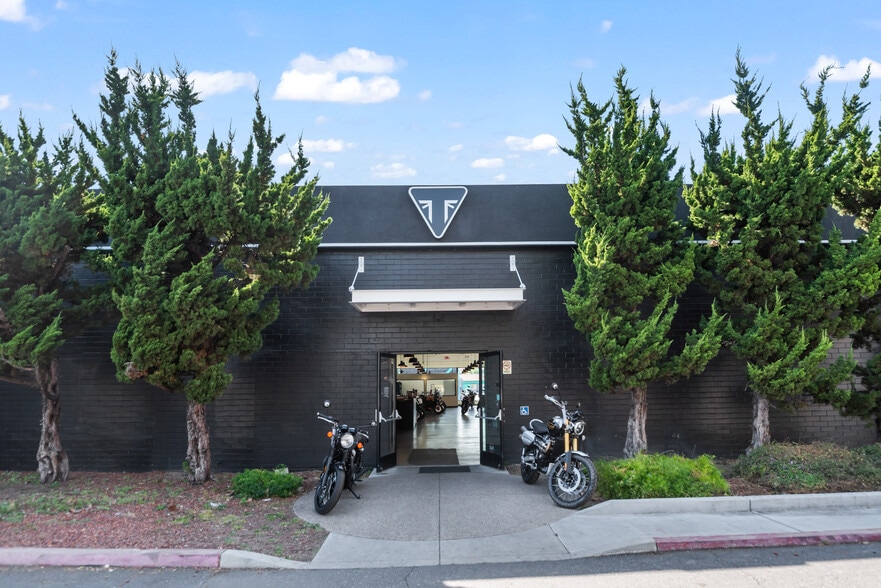 More Photos Of 456-460 Meridian Ave, San Jose Auto Dealership For Sale