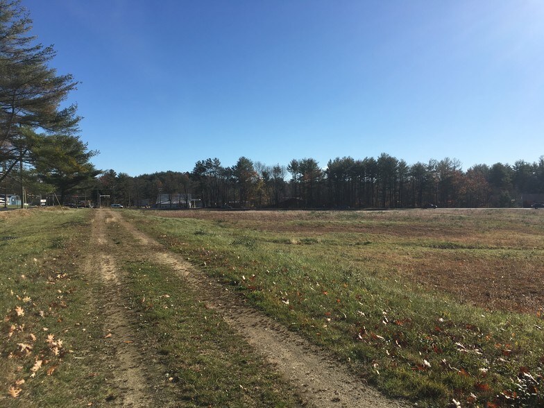 More Photos Of 69 Fogg Rd, Epping Land For Lease