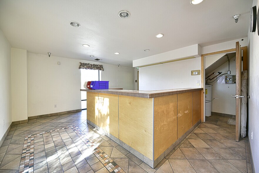 More Photos Of 1744 Forrest Way, Carson City Manufacturing For Sale