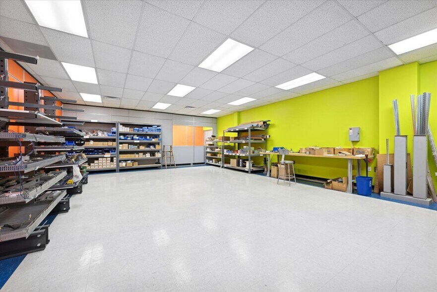 More Photos Of 3087 E Us 22, Somerville Manufacturing For Lease