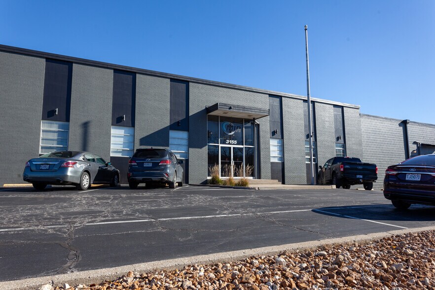 More Photos Of 3155-3175 Terrace St, Kansas City Warehouse For Lease