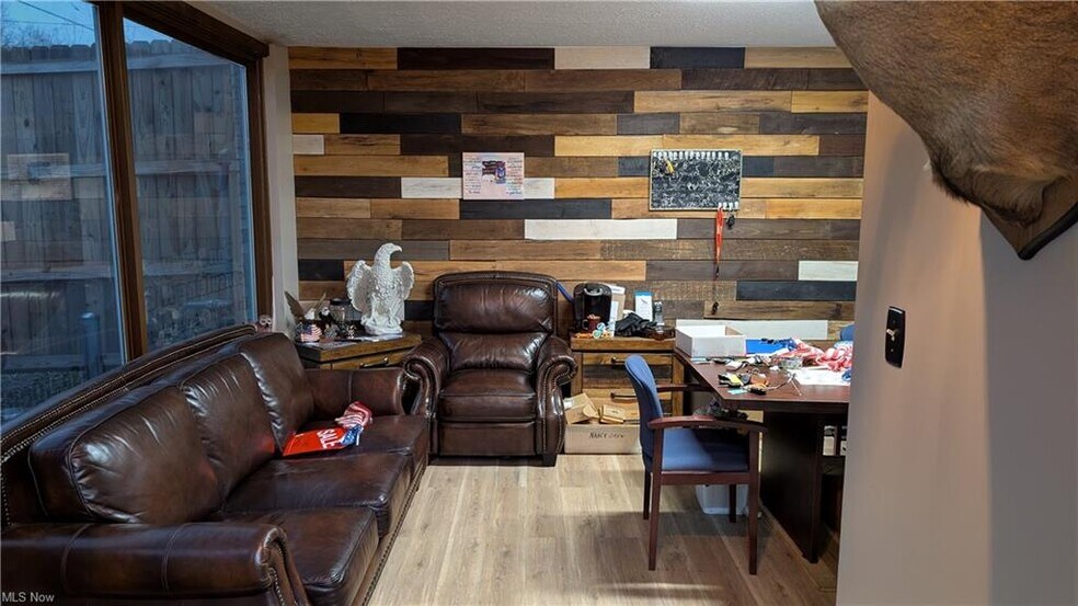 More Photos Of 22745 Alliance Sebring Rd, Alliance Light Manufacturing For Sale