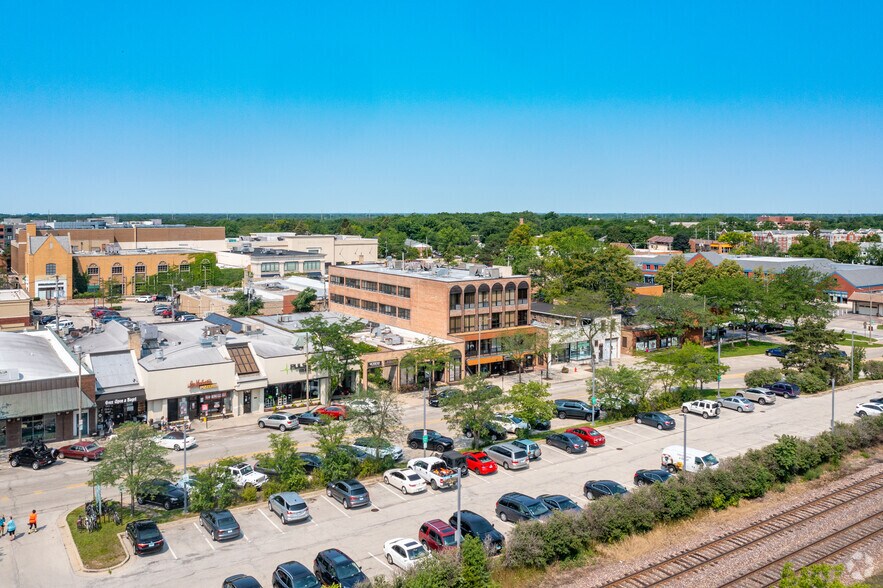 More Photos Of 1910 First St, Highland Park Medical For Lease
