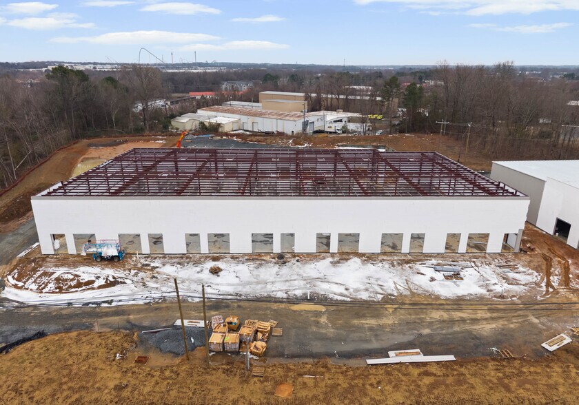 More Photos Of 10615 John Price rd, Charlotte Light Distribution For Lease