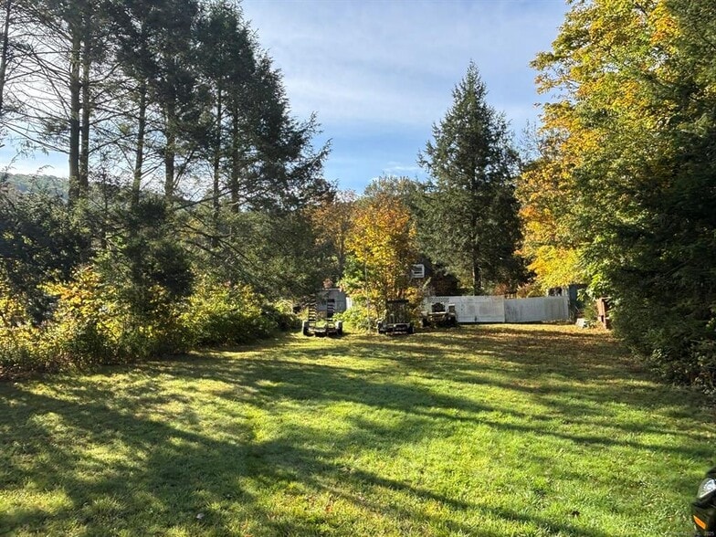 More Photos Of 1405 New Haven Rd, Naugatuck Land For Sale