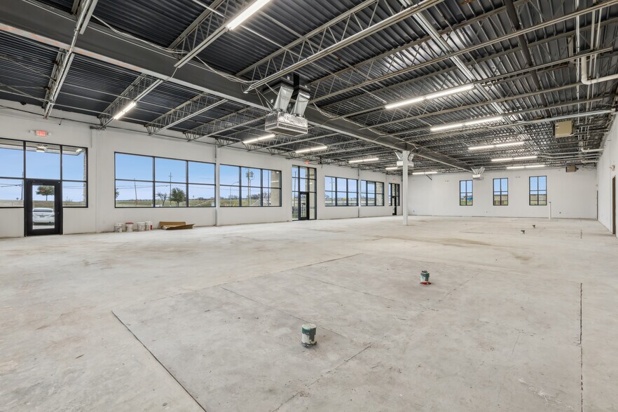 More Photos Of 4600 Eden Rd, Arlington Loft Creative Space For Sale
