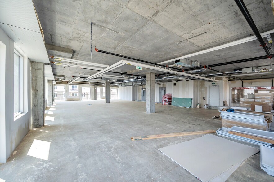 More Photos Of 7171 80th Ave NE, Calgary Office For Lease