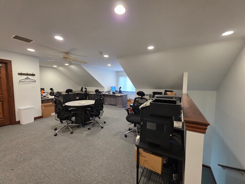 More Photos Of 16604 107th St, Orland Park Healthcare For Sale