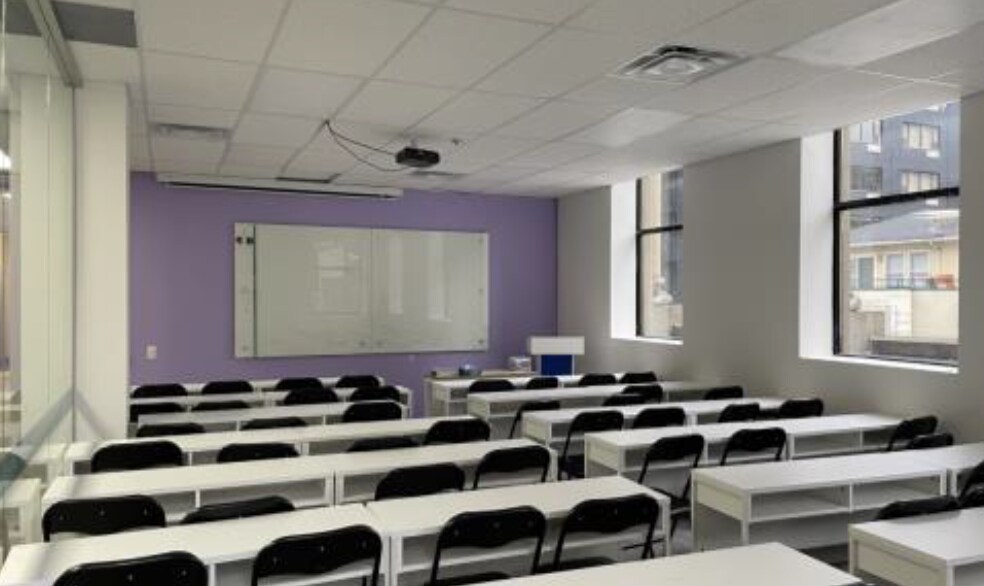 More Photos Of 6 Charles St E, Toronto Storefront Retail Office For Lease