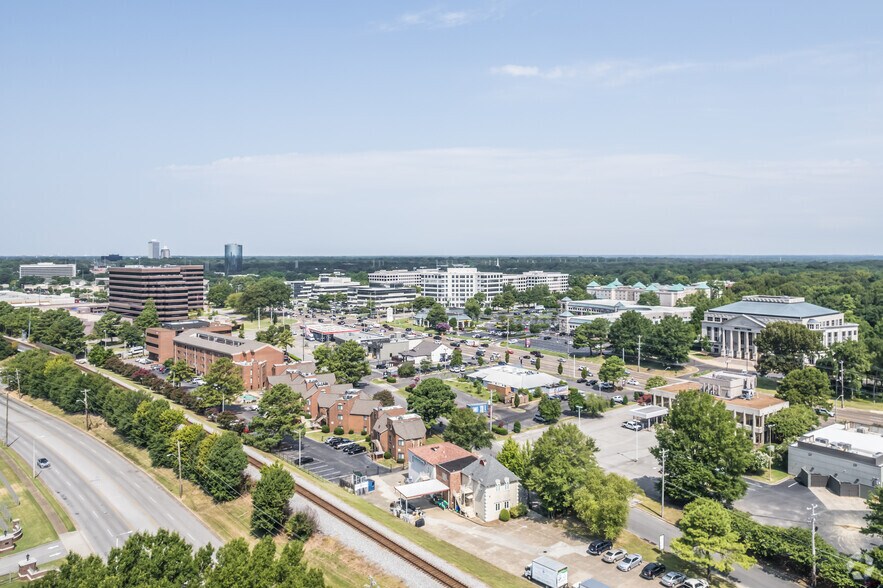 More Photos Of 6075 Poplar Ave, Memphis Coworking Space