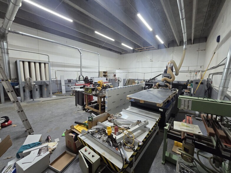 More Photos Of 2460 Nw 17th Ln, Pompano Beach Warehouse For Lease