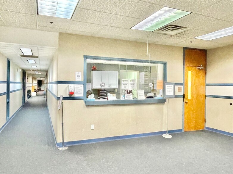 More Photos Of 3229 Broadway St, Gary Office For Lease