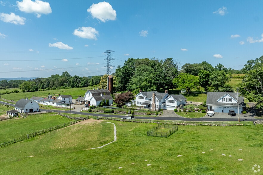More Photos Of 11 Charlottesburg Rd, Boonton Horse Stables For Sale